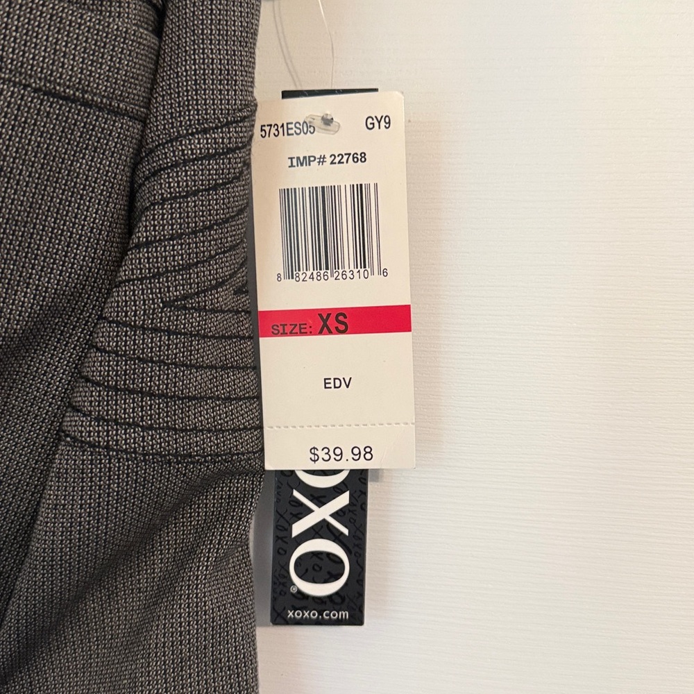 Nina Women's Charcoal Pantsuit - Picture 8 of 8